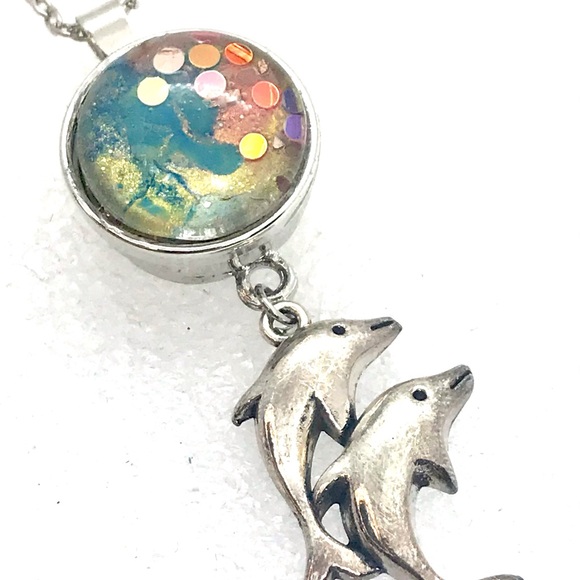 Necklace with dolphins & Handmade 20mm snap SN20 - Picture 2 of 3